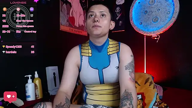 girl_intense444 webcam