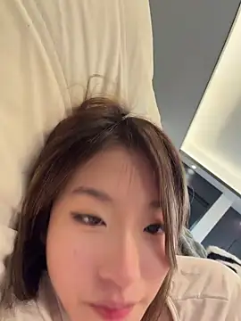 Uugirl00's live cam