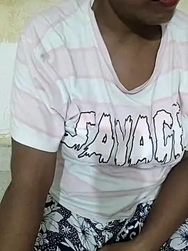 Princess_Zoyaa webcam