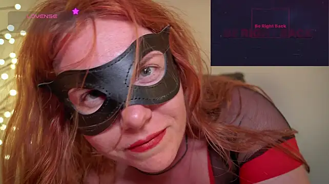 GingerAleMILF live cam on StripChat