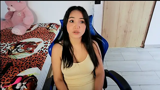 CAROLSEXYJ webcam