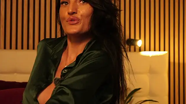 zoeylarkens live cam on StripChat