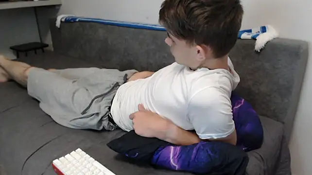 student_oliver (M young) - cum