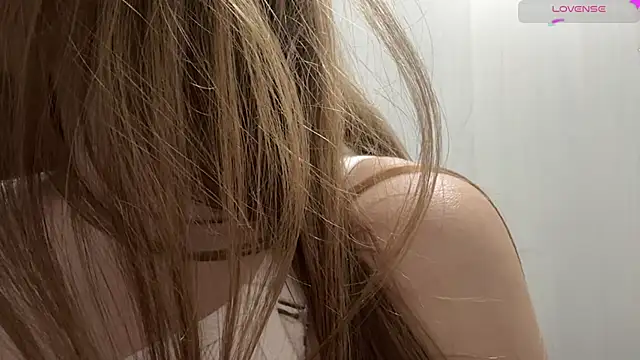 Babysmall_girl live cam on StripChat