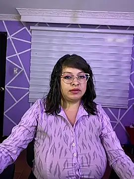MiiaaJoness