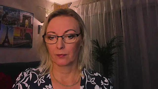 vanessa_chat