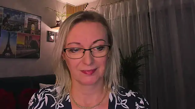vanessa_chat
