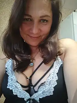 Susan8421 webcam