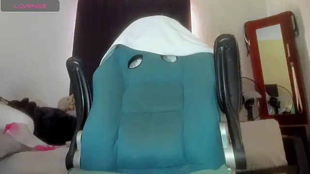 Zuan_zuan777 webcam