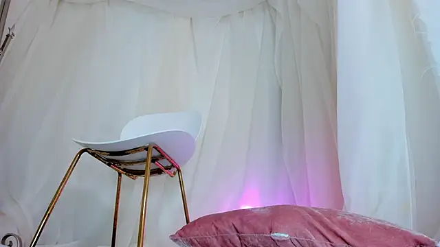 Krissi_latore webcam