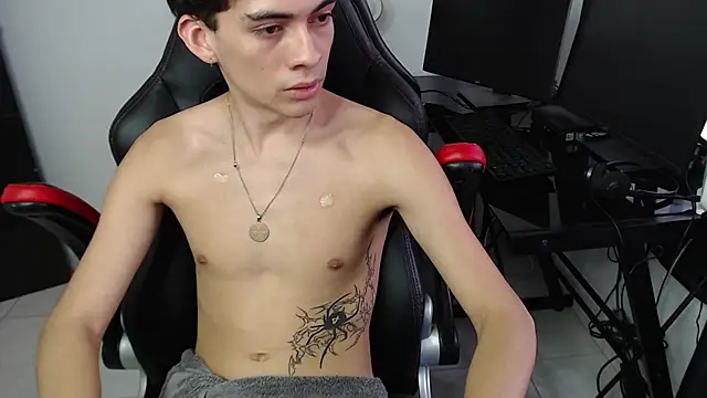 Hiso_kai live cam on StripChat