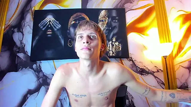 mono_blonde webcam