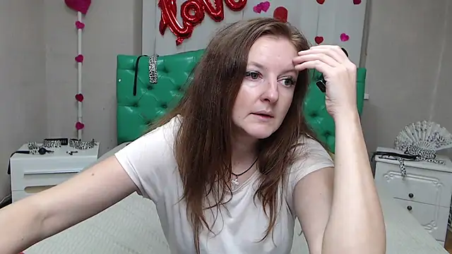 MeganPirs webcam