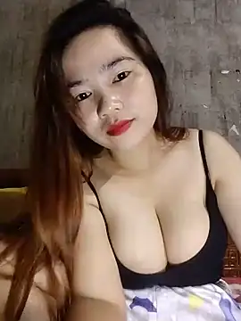 Dan-chi live cam on StripChat
