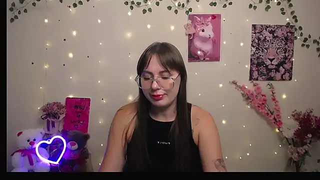 Amanda_Bright_ live cam on StripChat
