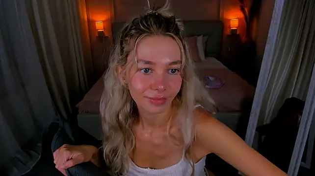 lulualis (F young) - 💞SLAP ME IN A DOGGY💞