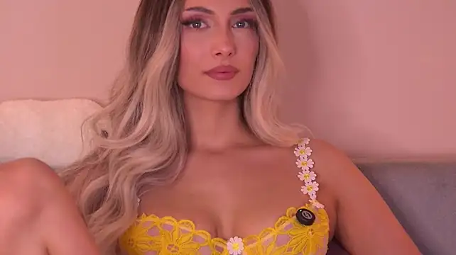 anyalobb (F young) - Set up my fuck machine