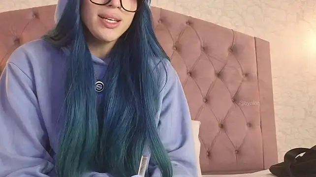 Nioki_ live cam
