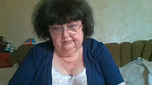 MilaSky5303 live cam on StripChat