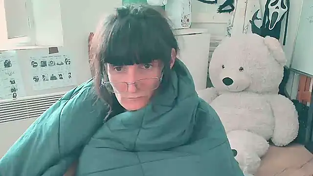 CeriseLapine webcam