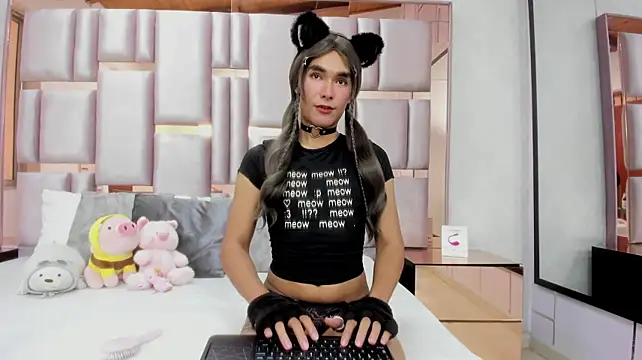 MiaBuny live cam on StripChat