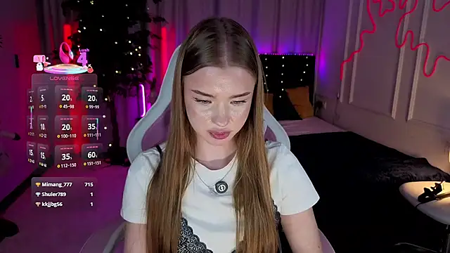 Milla_Rae live cam on StripChat