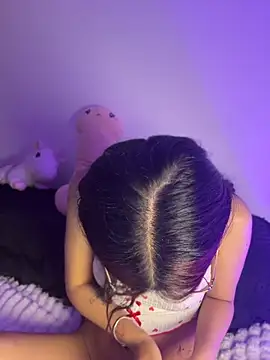 Bonniepark_ live cam on StripChat