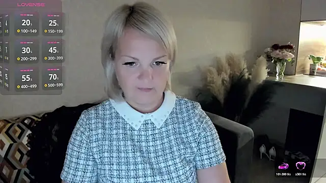 Juarnea_ live cam on StripChat