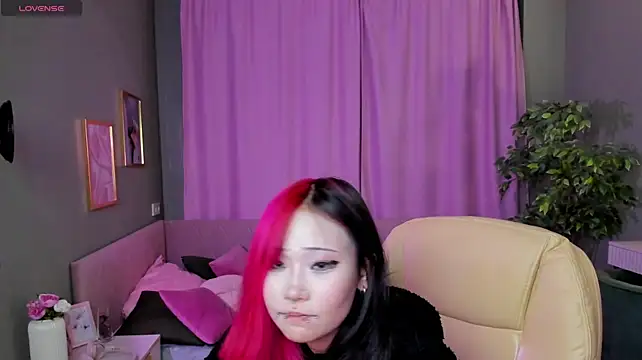 Ruby_Wright live cam on StripChat