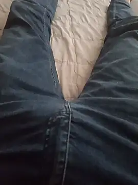TurbulentAdmiralty2 live cam on StripChat