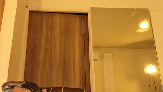 Hanna_dilu live cam on StripChat
