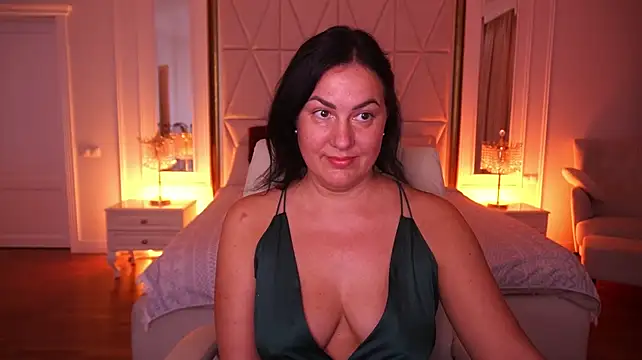 VelvetLuck webcam