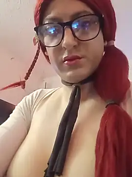 sissytrapdolly24 live cam on StripChat