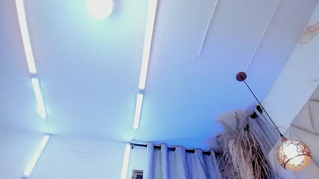 Ibbie_drastic live cam on StripChat