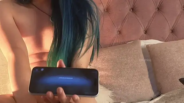 Nioki_ live sex cam