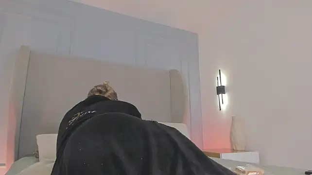 chloe_d webcam