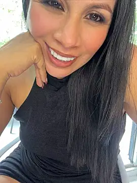sofia_convers (F milf) - make me moan with your vibess🔥🔥🔥