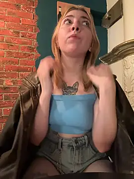 Sunny___Bunny webcam