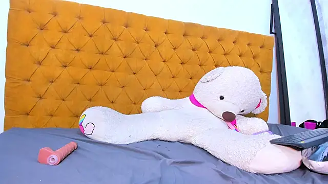 Hellen_Michelle webcam