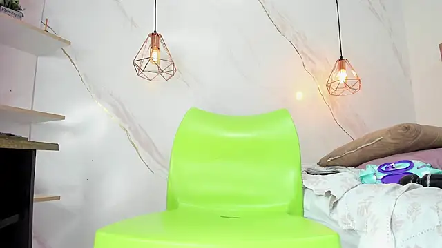 Belle_Brunette webcam