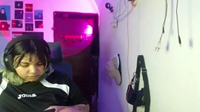 kimy_19 live cam preview
