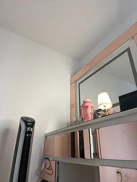 Jenn_Layton