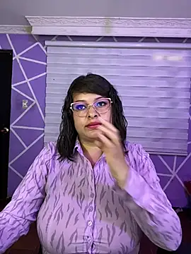 MiiaaJoness