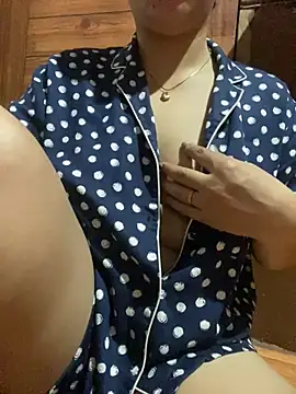 Hot_Asian4uxxx webcam