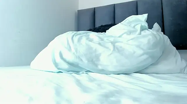 MaraOwen_ webcam