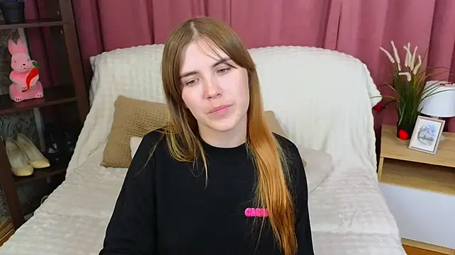 EmilyCuper_ live cam preview