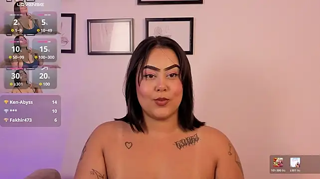 Pamela_tomas live cam on StripChat