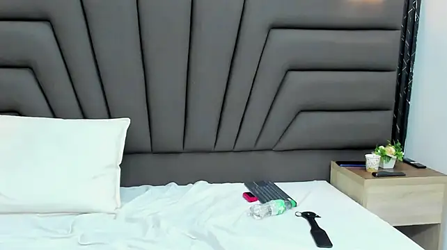 Lux_and_Luna webcam