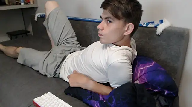 Student_Oliver webcam