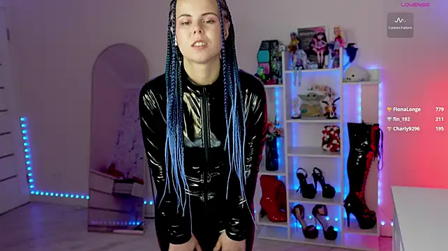 QueenAliceX
